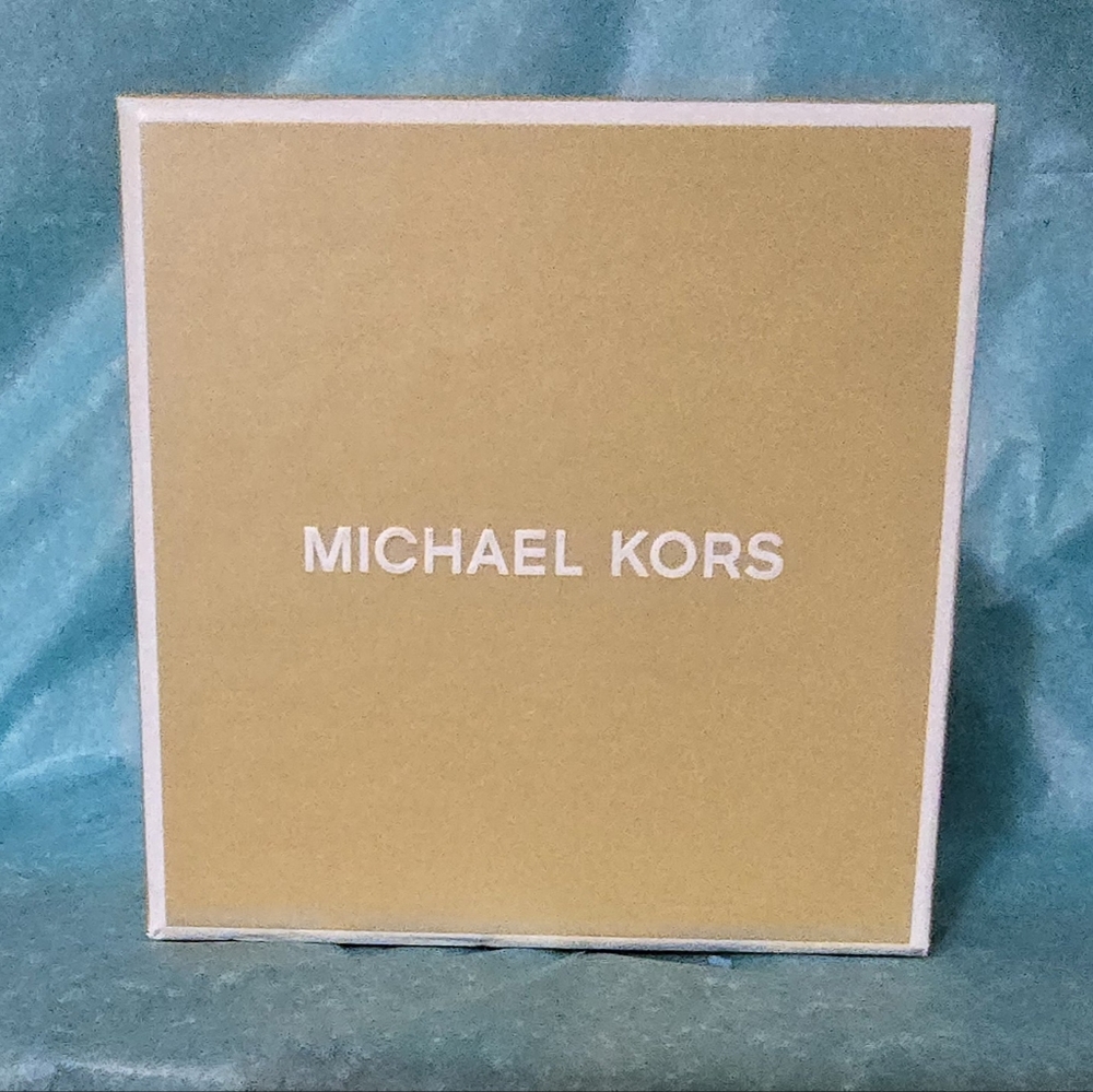 Michael Kors Bracelet - Picture 4 of 4